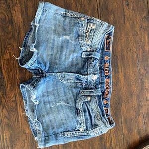 Women’s rock revival jeans shorts size 28